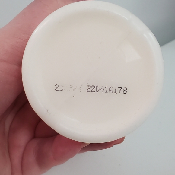 OLAPLEX Nº.5 BOND MAINTENANCE CONDITIONER - Picture 4 of 9